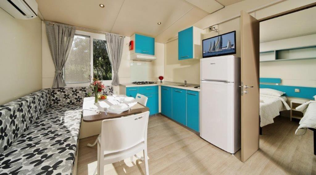 Mobile Homes Lussmarin Mali Losinj Exterior photo