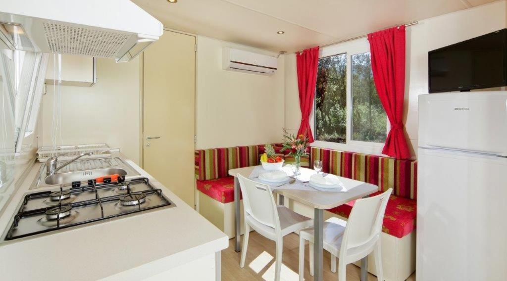 Mobile Homes Lussmarin Mali Losinj Exterior photo