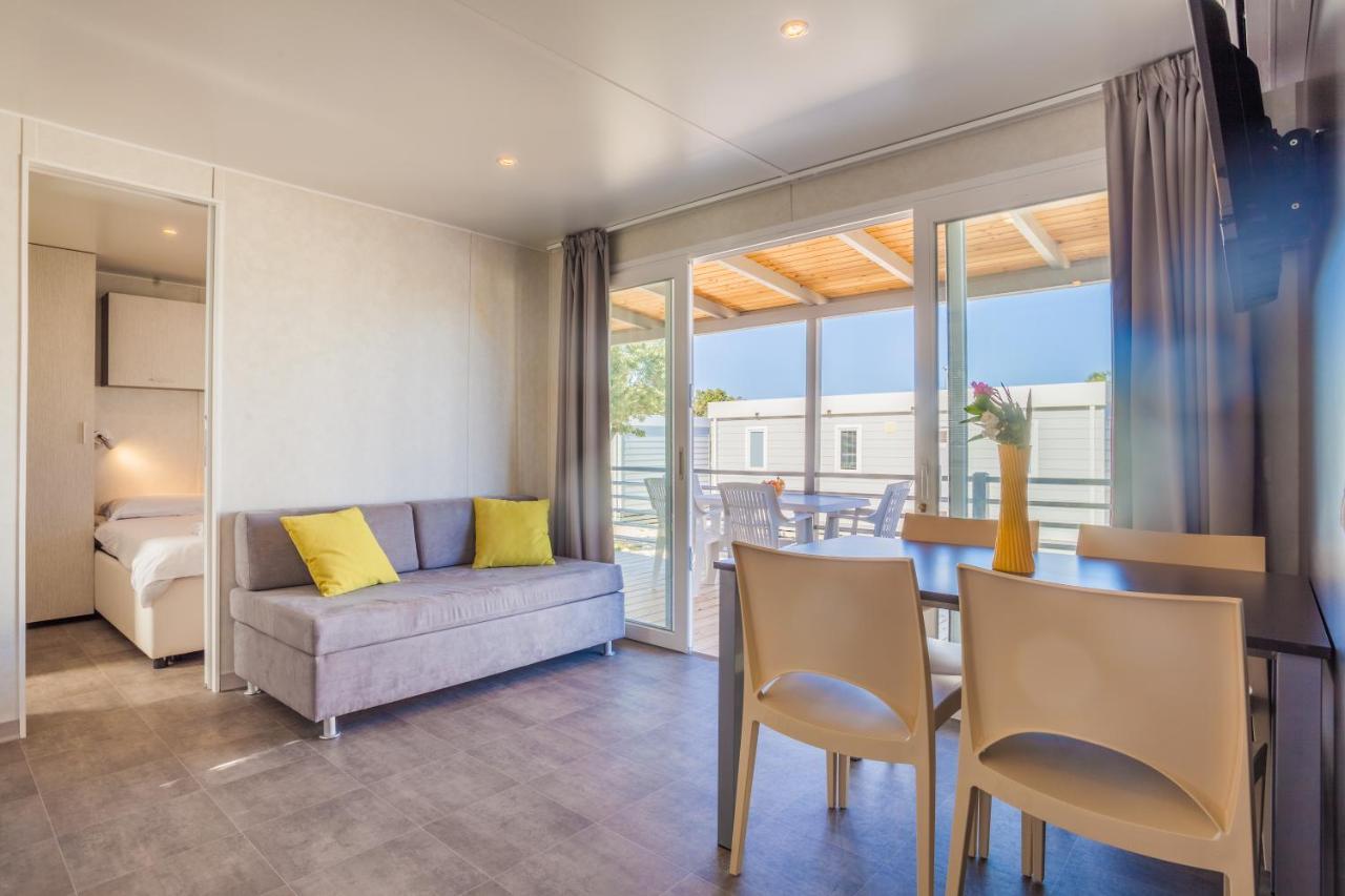 Mobile Homes Lussmarin Mali Losinj Exterior photo