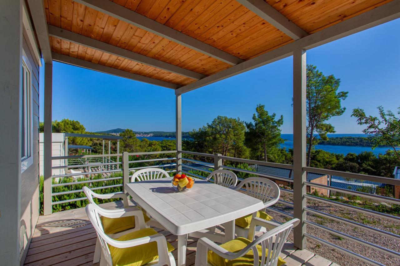 Mobile Homes Lussmarin Mali Losinj Exterior photo